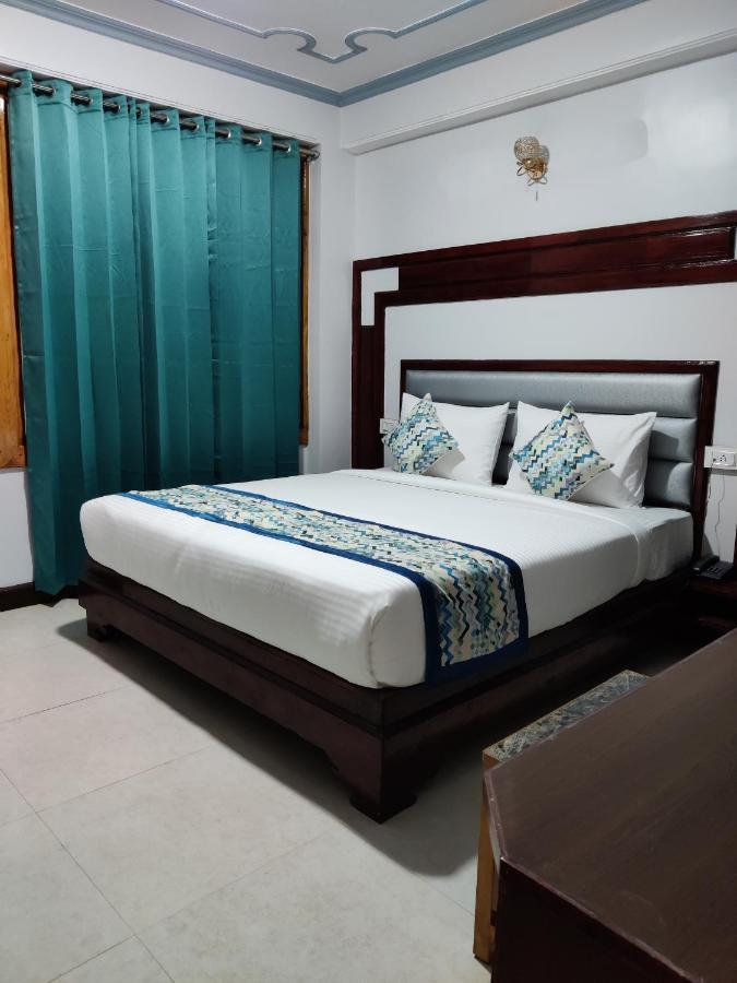 Bed and Breakfast Golden Oak Шимла Экстерьер фото