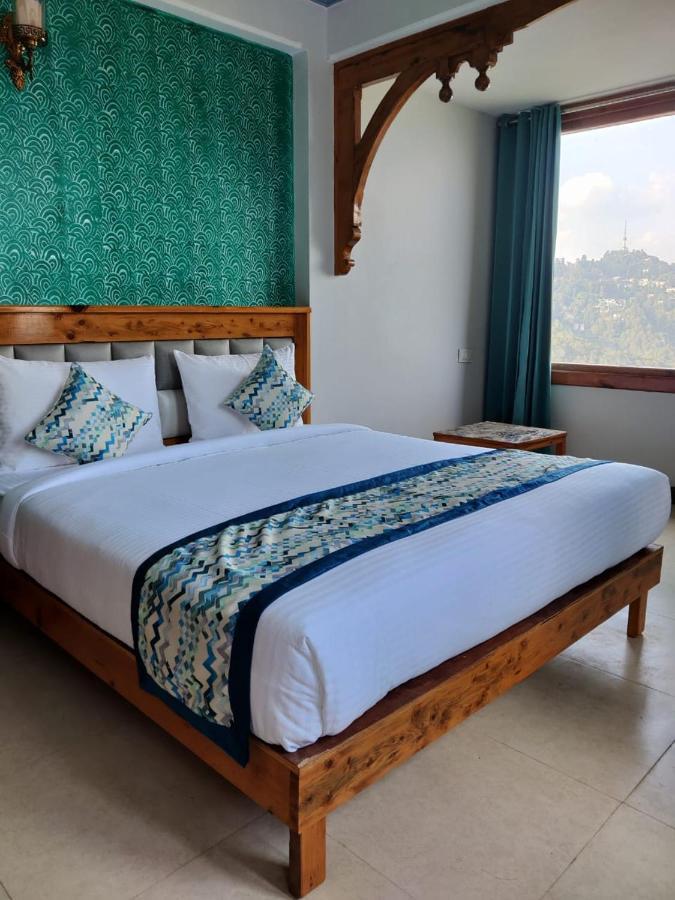 Bed and Breakfast Golden Oak Шимла Экстерьер фото
