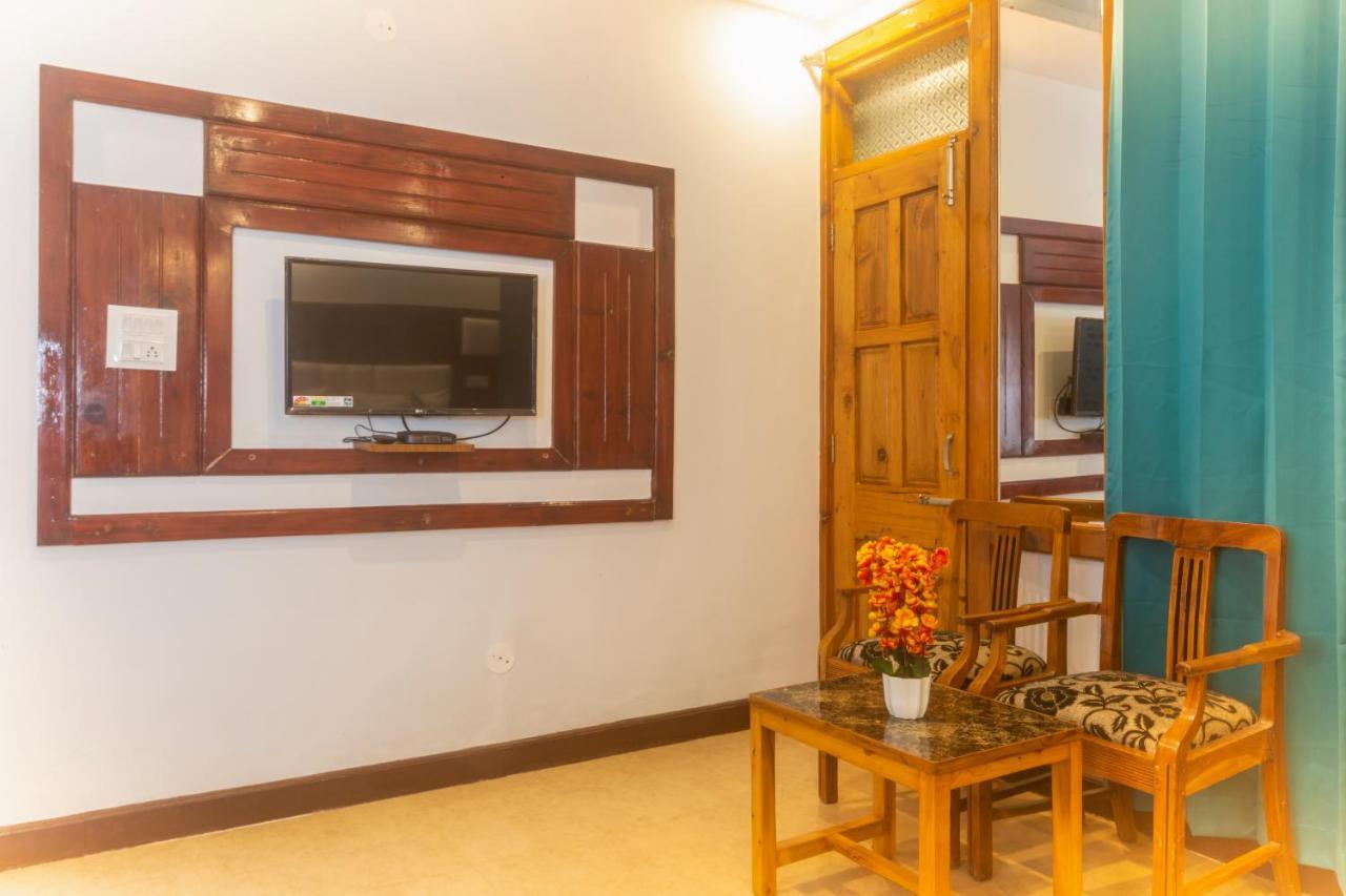 Bed and Breakfast Golden Oak Шимла Экстерьер фото